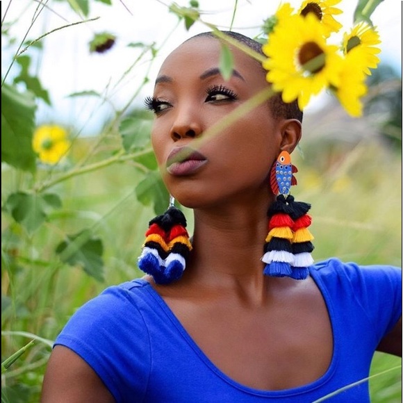 Statement Earrings - Picture 1 of 2